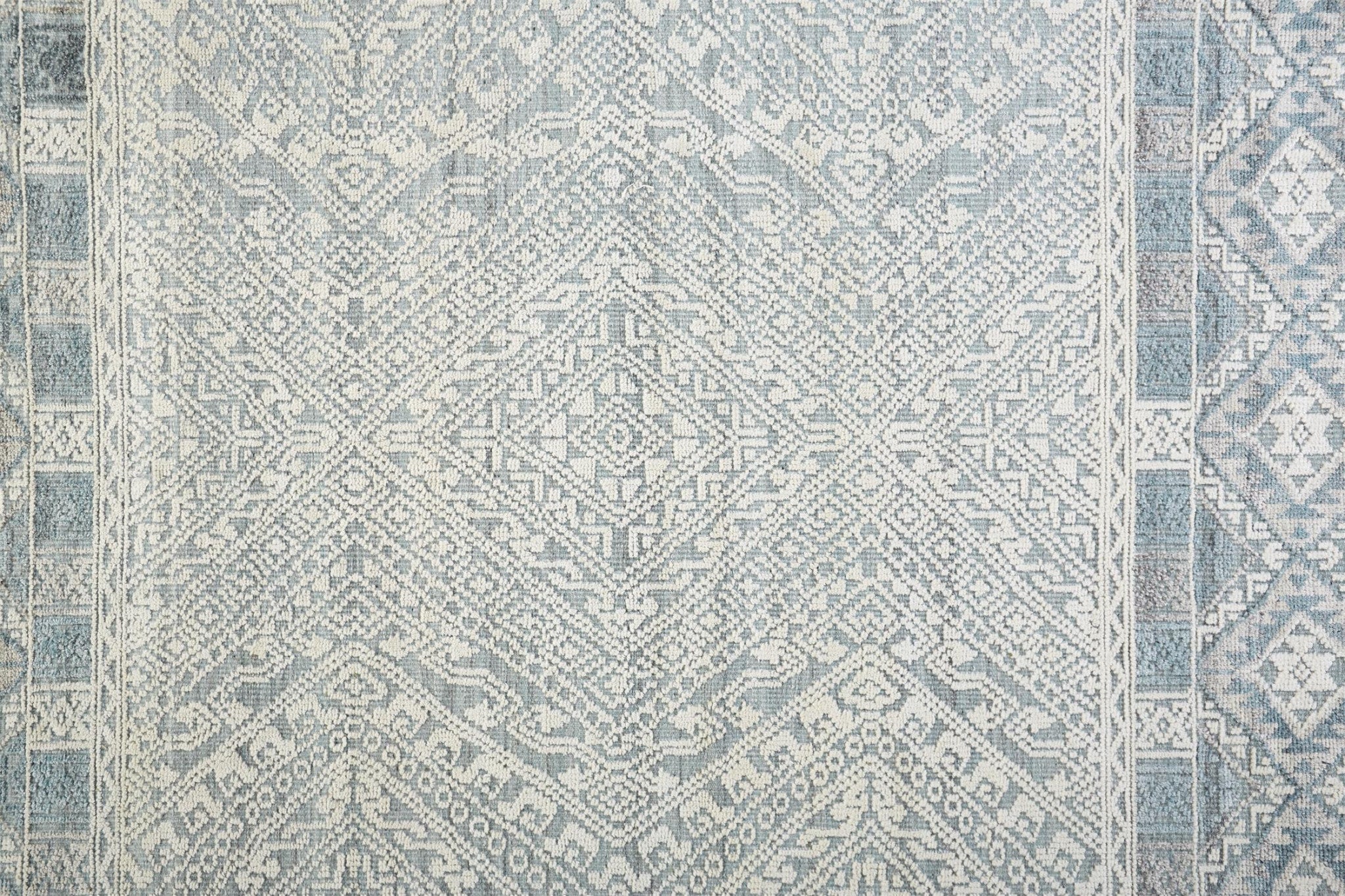 4' X 6' Ivory Blue And Gray Geometric Hand Knotted Area Rug