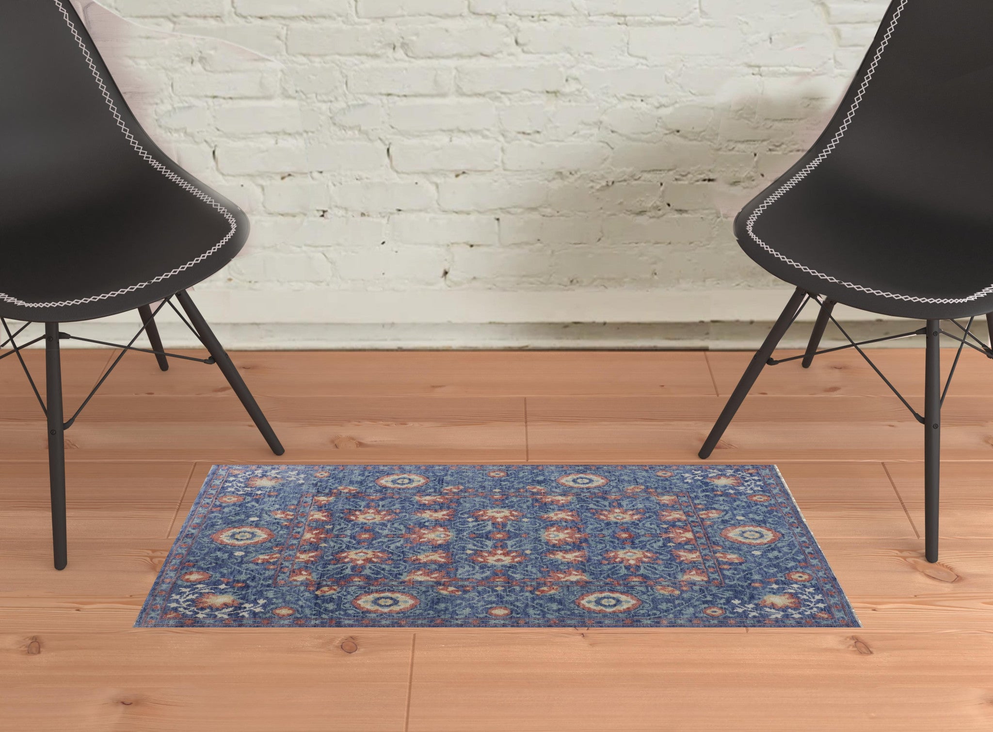 2' X 3' Blue And Red Wool Floral Hand Knotted Stain Resistant Area Rug