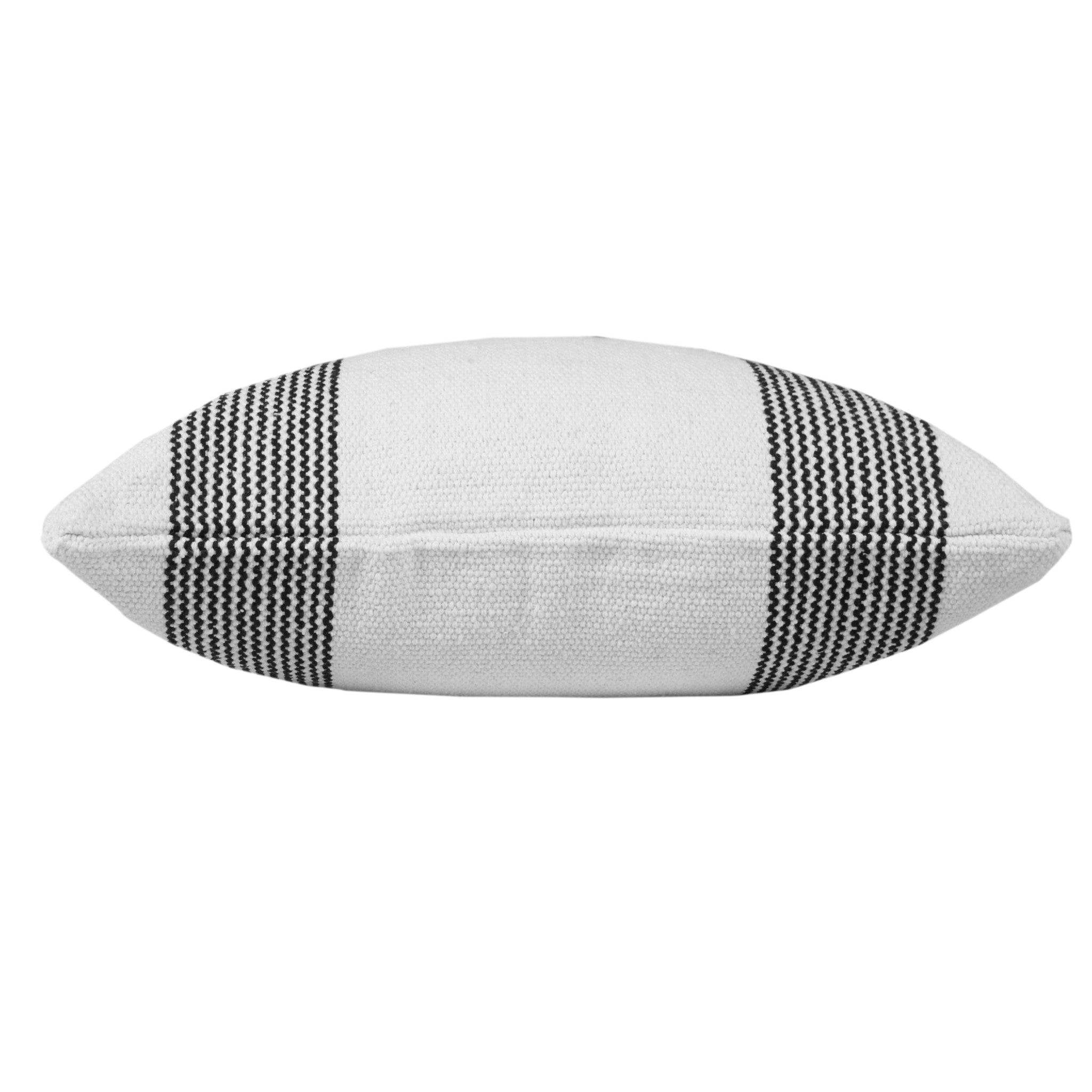 20" X 20" Black And White 100% Cotton Geometric Zippered Pillow