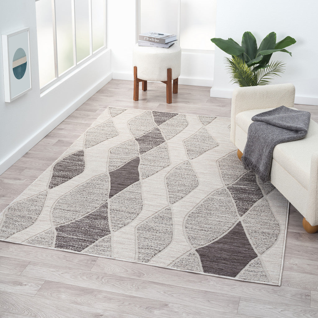 5' X 7' Gray Geometric Indoor Outdoor Area Rug