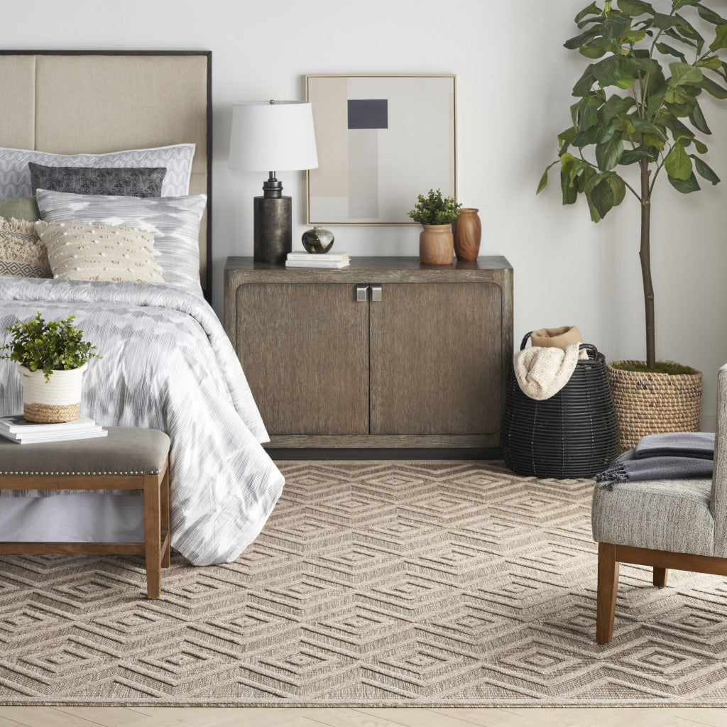 8' X 10' Beige Geometric Flatweave Area Rug