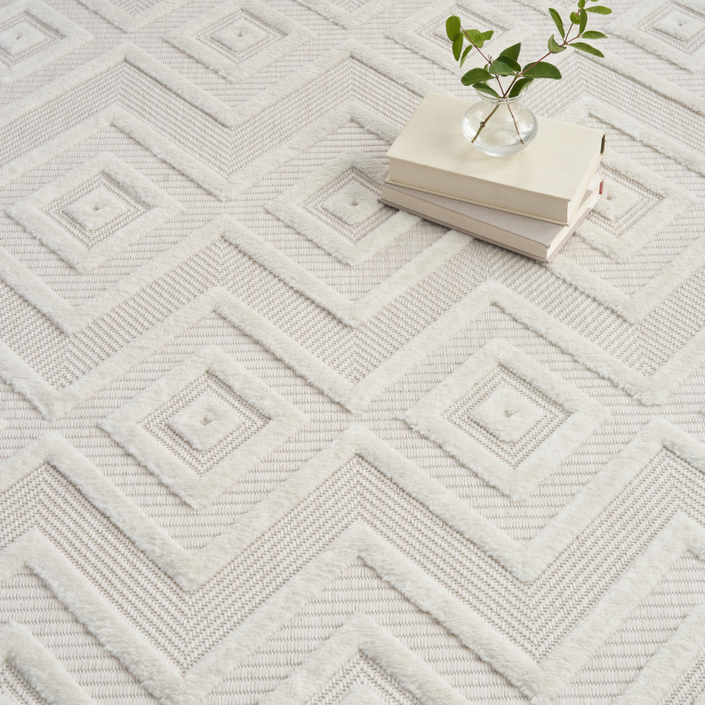 7' x 10' Cream Geometric Flatweave Area Rug