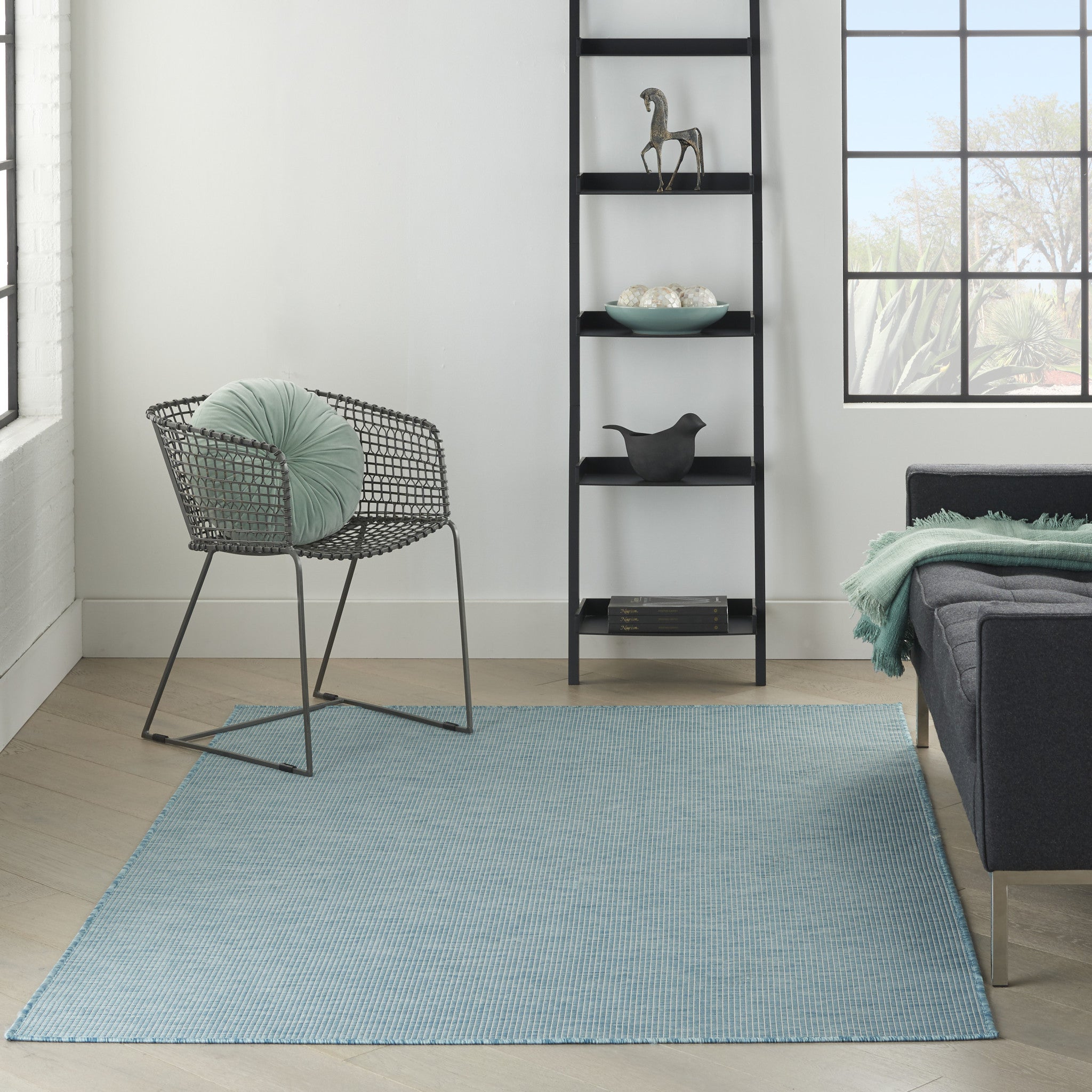 4' X 6' Aqua Power Loom Area Rug