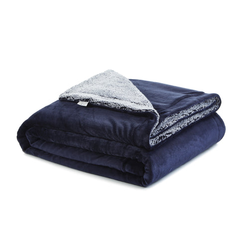 Navy Blue Knitted PolYester Solid Color Plush King Blanket