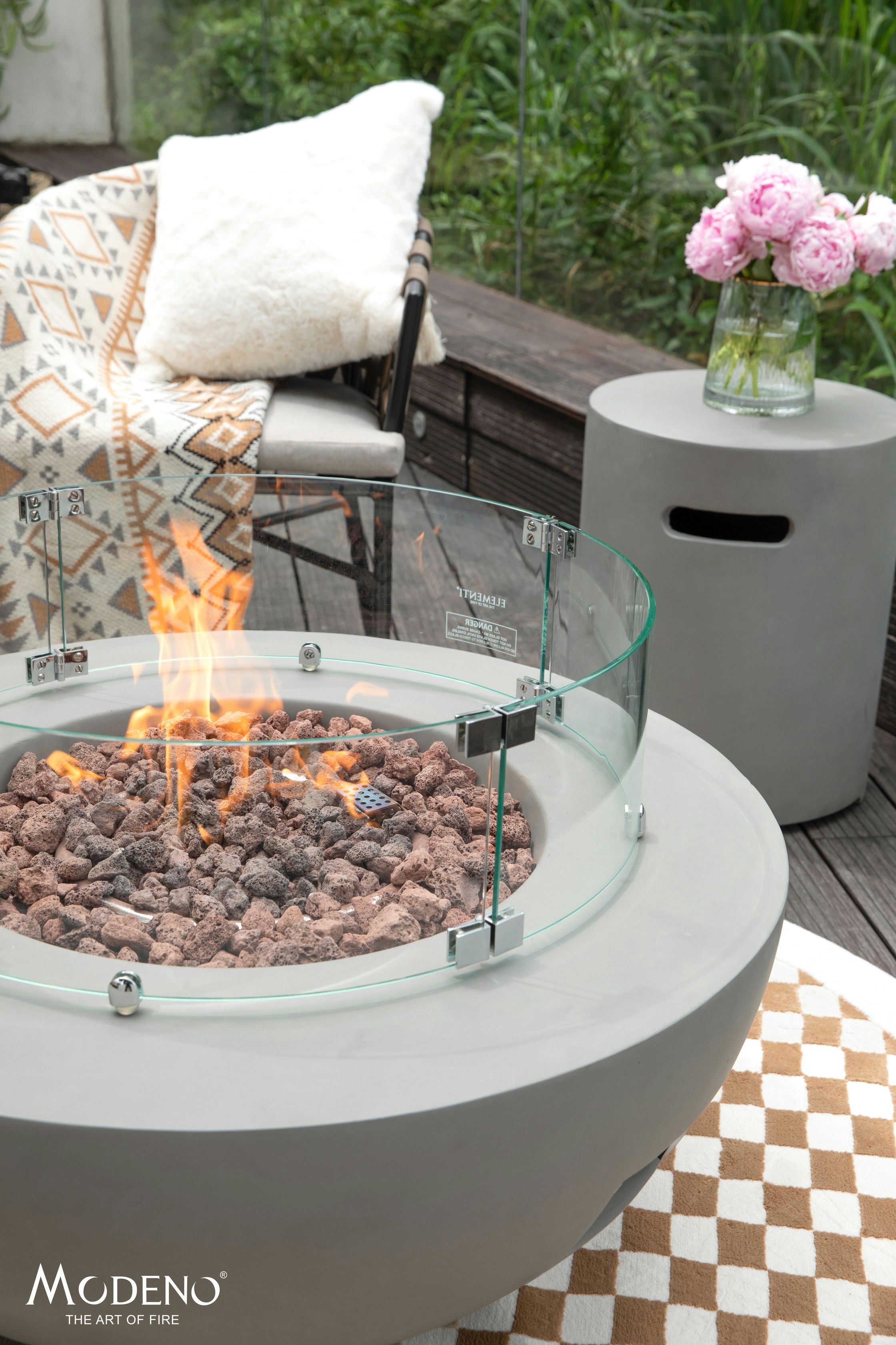 Roca Fire Table