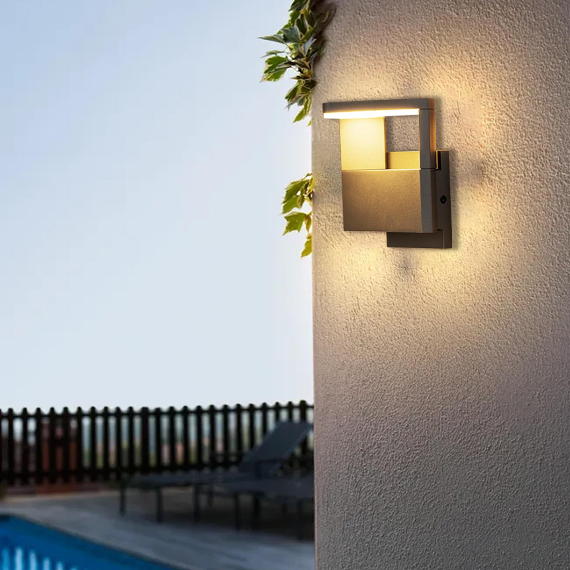 Outdoor Wall Light/ Path Light